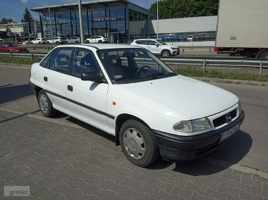 Opel Astra F-1