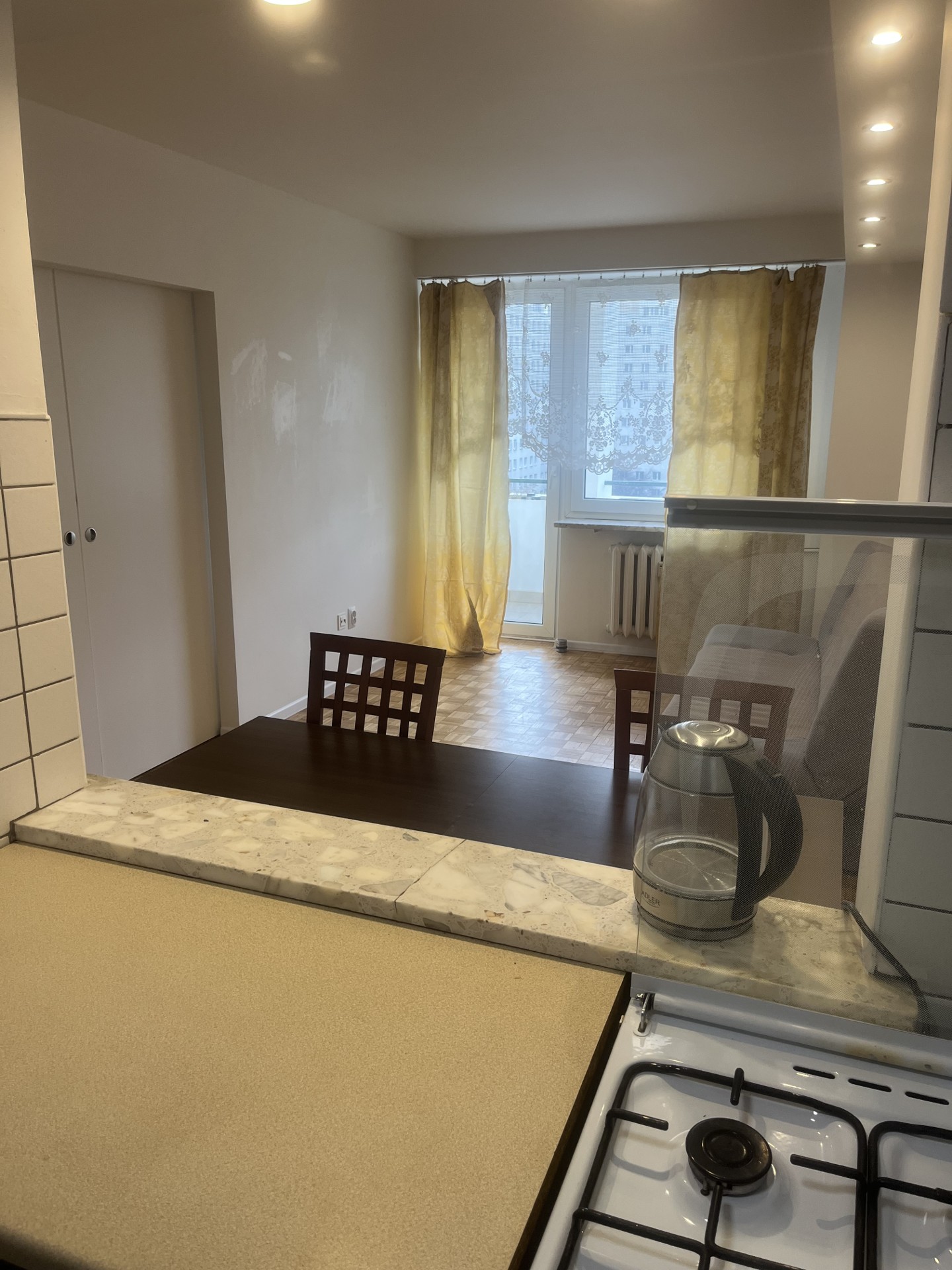 2 pokojowa kawalerka 37 m² Inflancka BEZPOŚREDNIO, PO REMONCIE - Więcej