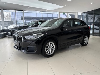 BMW X2 Advantage sDrive18i Advantage / Kamera cofania / Nawigacja / Podgrzewane-1