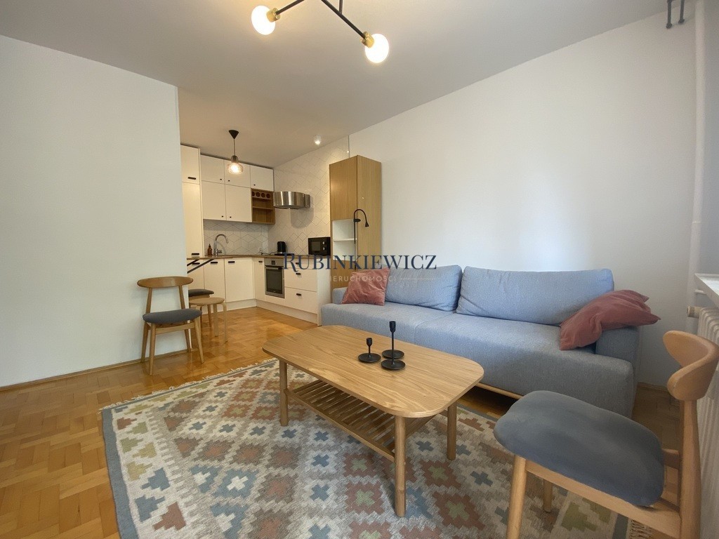 Mieszkanie na wynajem, 35 m² Praga-Południe, Komorska