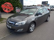 Opel Astra J