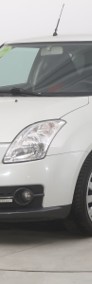 Suzuki Swift V , GAZ, Navi, Klimatronic, Podgrzewane siedzienia-3
