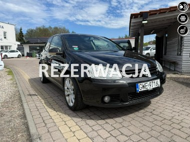 Volkswagen Golf V-1