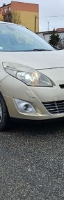 Renault Grand Scenic III-4