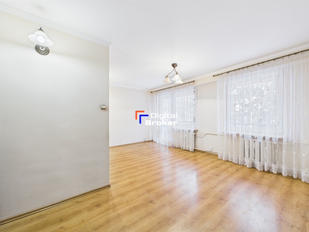 3 pokoje | 64,5 m² | balkon | Czuby | Garderoba - Widok 3