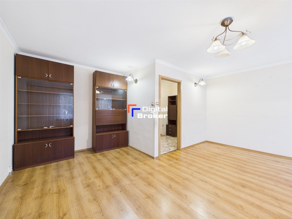 3 pokoje | 64,5 m² | balkon | Czuby | Garderoba - Widok 4