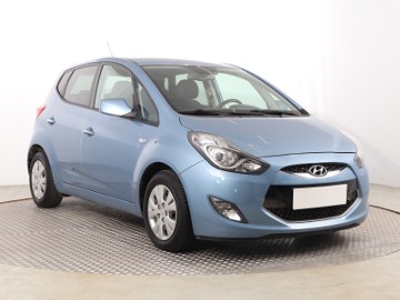Hyundai ix20 , Klimatronic, Tempomat, Parktronic, Podgrzewane siedzienia