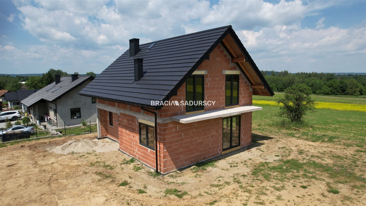 Dom w Brzezince, gm Brzeźnica - Widok 6