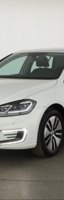 Volkswagen Golf VIII e-Golf , SoH 91%, Automat, Navi, Klimatronic, Tempomat, Parktronic-3