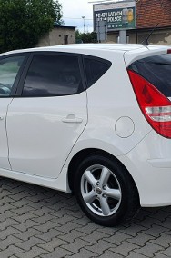 Hyundai i30 I Doskonały stan/Klimatyzacja sprawna/Bez korozji/Rozrząd na łańcuchu.-2