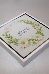 Kartka w pudełku na Chrzest Święty srebrna kwiaty stokrotki -2