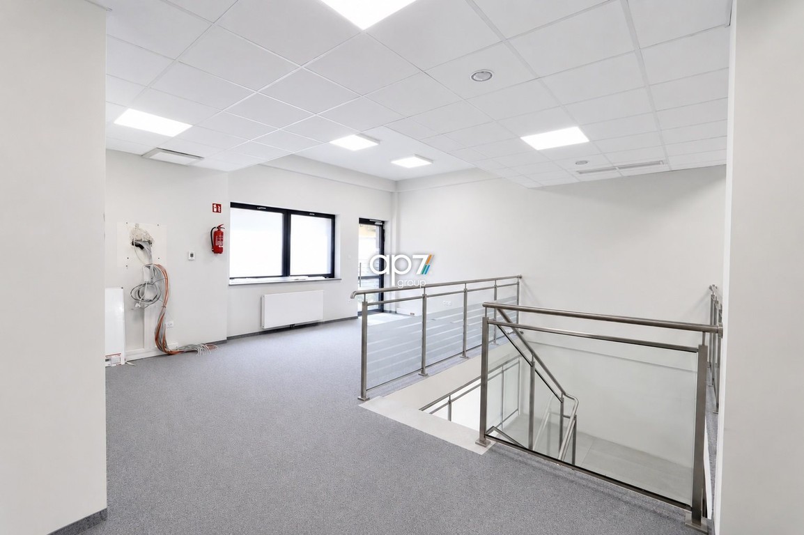 Przestronny lokal biurowy | Stare Miasto - Widok 4