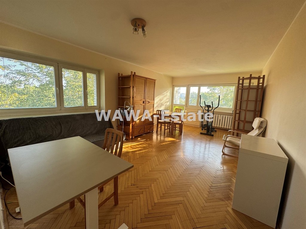 Sady Żoliborskie. Metro. Balkon. - Widok 4