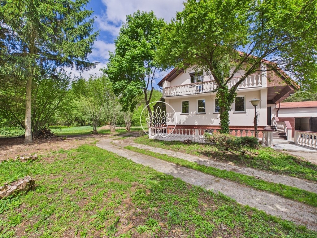 Wyjątkowy dom, las, ogród, przestrzeń gospodarcza. - Widok 2