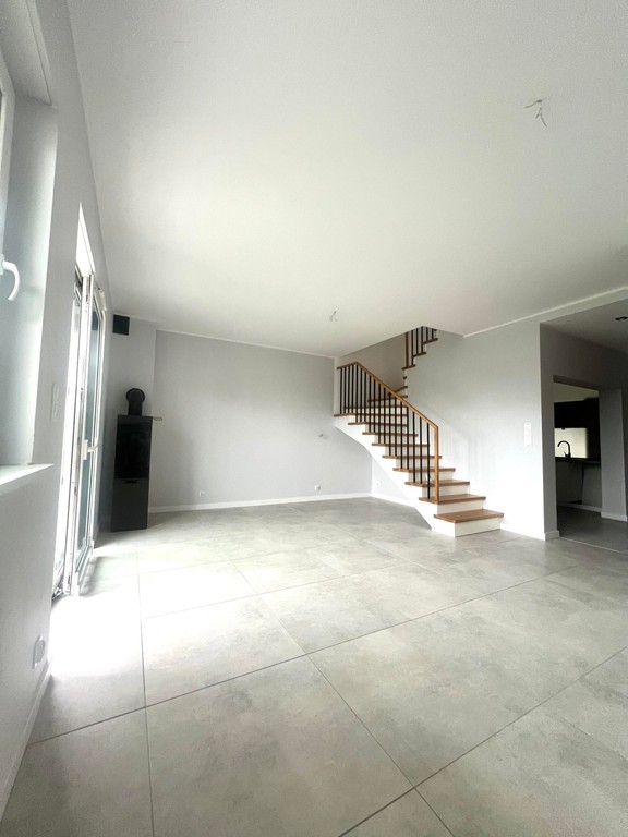Komfortowy dom z 4 sypialniami, 104m2 Stary Lubin