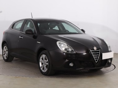 Alfa Romeo Giulietta , 170 KM, Automat, Navi, Klimatronic, Tempomat, Parktronic-1
