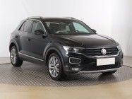 Volkswagen T-Roc , Salon Polska, Serwis ASO, Skóra, Navi, Klimatronic,