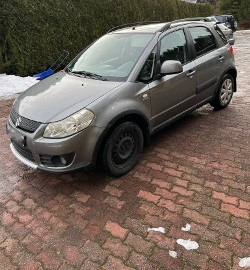 napęd 4x4- 1,9 Diesel DDiS 4 WD bezwypadkowy