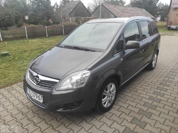 Opel Zafira B Bezwypadkowy NaviKolor Parktronic Serwis ASO