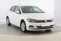 Volkswagen Polo VI , Salon Polska, Klima, Parktronic