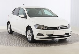 Volkswagen Polo VI , Salon Polska, Klima, Parktronic