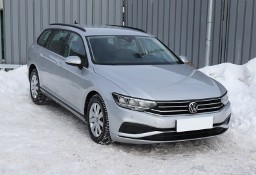 Volkswagen Passat B8 , Salon Polska, Serwis ASO, Automat, VAT 23%, Klimatronic,