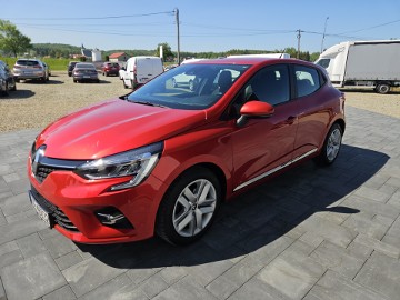 pierwszy właściciel  kupiony w polskim salonie