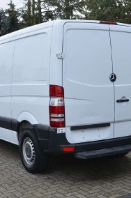 Mercedes-Benz Sprinter-2