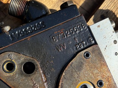 CNH New Holland Case T7, T7000, Puma T7040 Sekcja Rozdzielacza 87325538 47595556-2