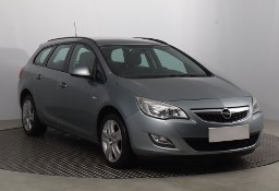 Opel Astra J , Klima, Tempomat, Parktronic, Podgrzewane siedzienia