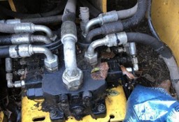 VOLVO L 35 - Rozdzielacz Hydrauliczny Ładowarki