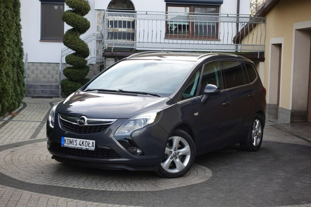 Opel Zafira C 1.6 Turbo - Automat - Kamera Cofania - GWARANCJA - Zakup Door to Doo