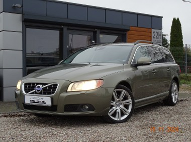 Volvo V70 III 2.4D5(215KM)Full Opcja!!!-1