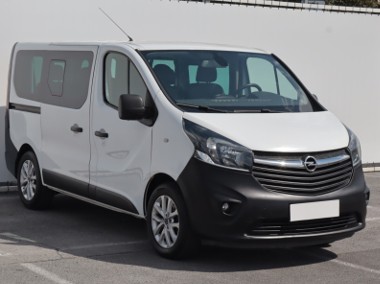 Opel Vivaro , L1H1, 9 Miejsc-1