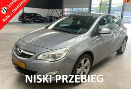 Opel Astra J Mocna benzyna, klimatyzacja , czujniki, hak, niski przebieg, z Niemi