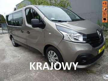 Renault Trafic III Samochód 9-cio osobowy z ekonomicznym silnikiem diesel, doskonały st