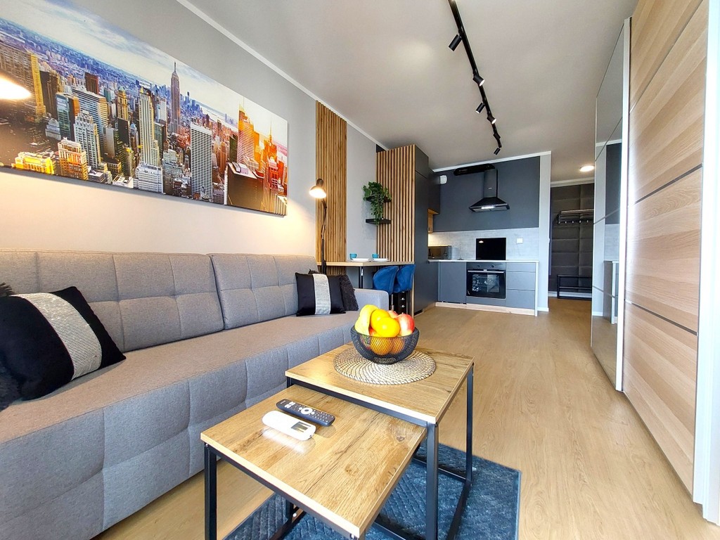 8min Metro Bródno - Studio28 m²+Klima+Loggia+Garaż - Widok 2