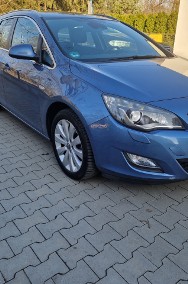 Astra 1.4 turbo benzyna Cosmo wyposażenie full xenon navi z Niemiec -2