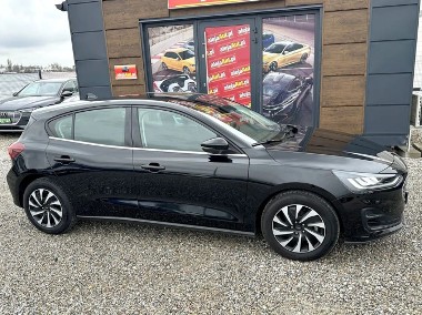 Ford Focus IV-1