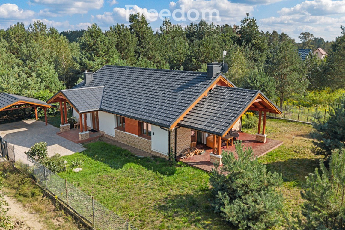 Parterowy dom 111 m² przy Lesie Młochowskim | Żółw