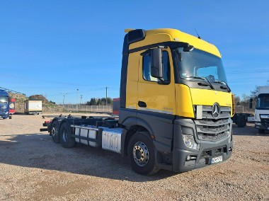 Mercedes-Benz Actros-1