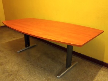 Stół na nogach metalowych z blatem w kształcie beczki 200 x 110  (80) -2