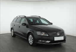 Volkswagen Passat B7 , Navi, Klimatronic, Tempomat, Parktronic,