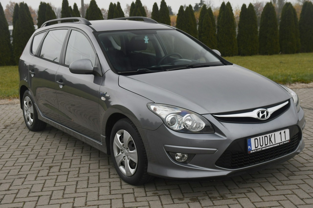 Hyundai i30 I 1,4benz LIFT. Klimatronic.El.szyby.Centralka.kredyt.OKAZJA