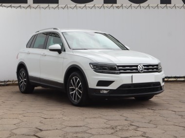 Volkswagen Tiguan , Salon Polska, Serwis ASO, DSG, Navi, Klimatronic, Tempomat,-1