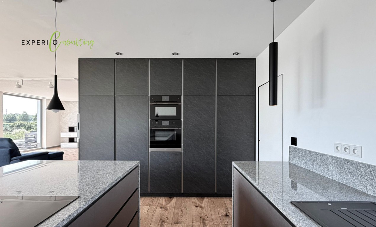 Dom wolnostojący powierzchni 280 m² Tyniec Mały - Widok 3