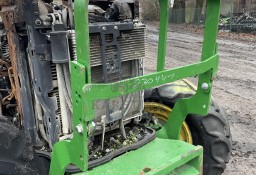 John Deere 6110 - przedni podnośnik TUZ hitch AL221064