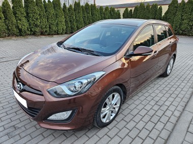 **Piękny Hyundai i30 1.4 CRDI 2013r - ładny stan**-1