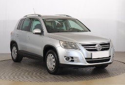 Volkswagen Tiguan , Klima, Tempomat, Podgrzewane siedzienia