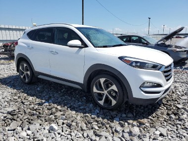 Hyundai Tucson-1